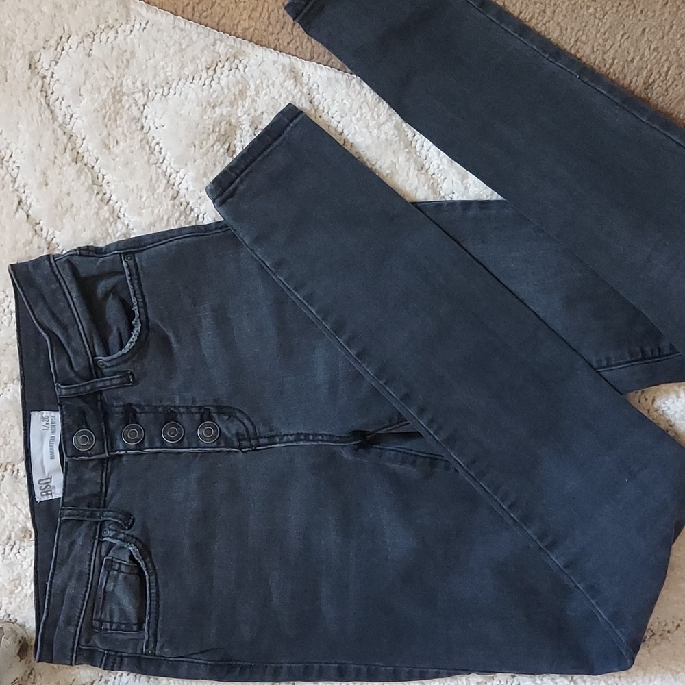 RSQ (Tilly's) Manhatten High Rise Skinny black washed jeans. Size 1